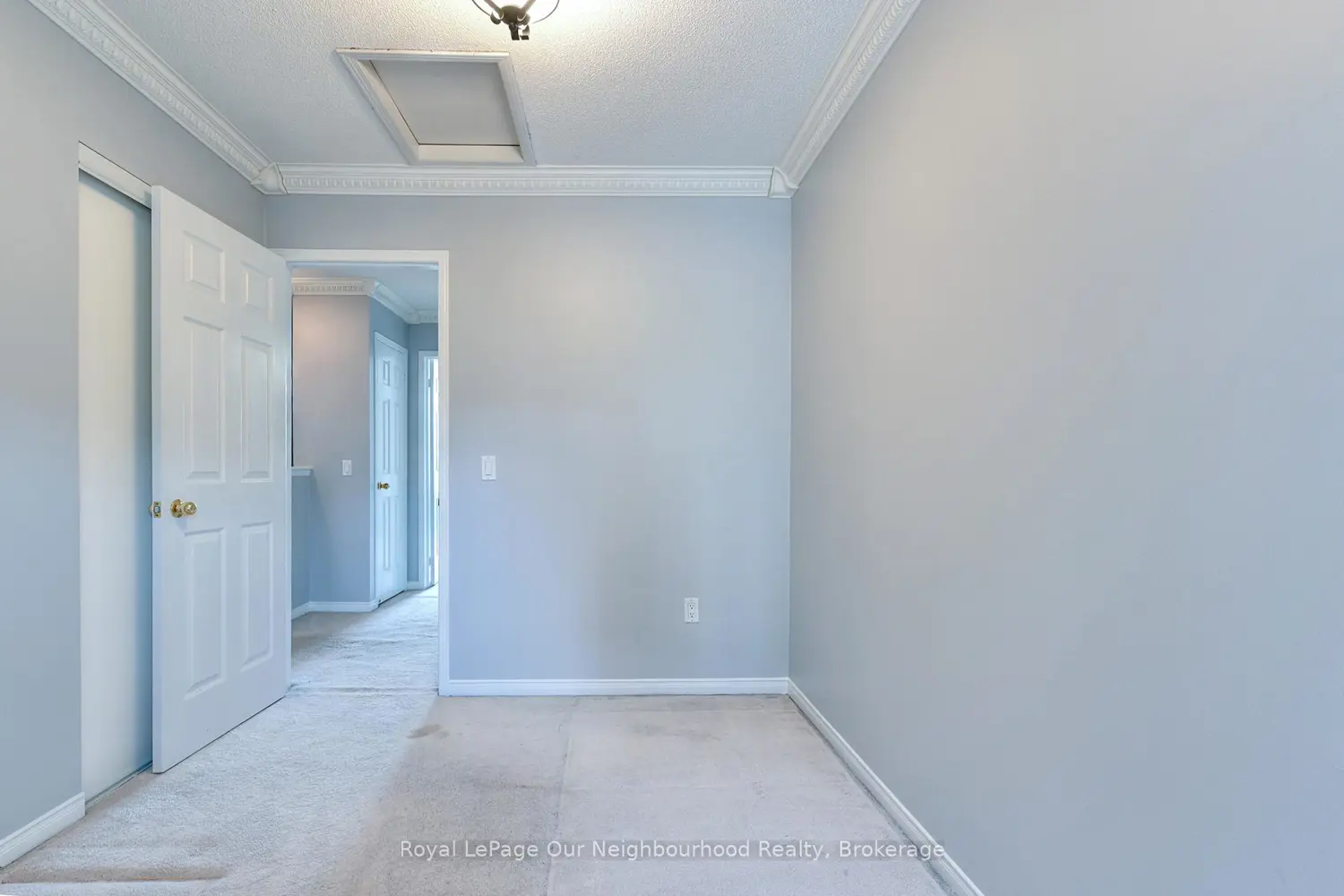50 Strathaven Drive 96 photo 5
