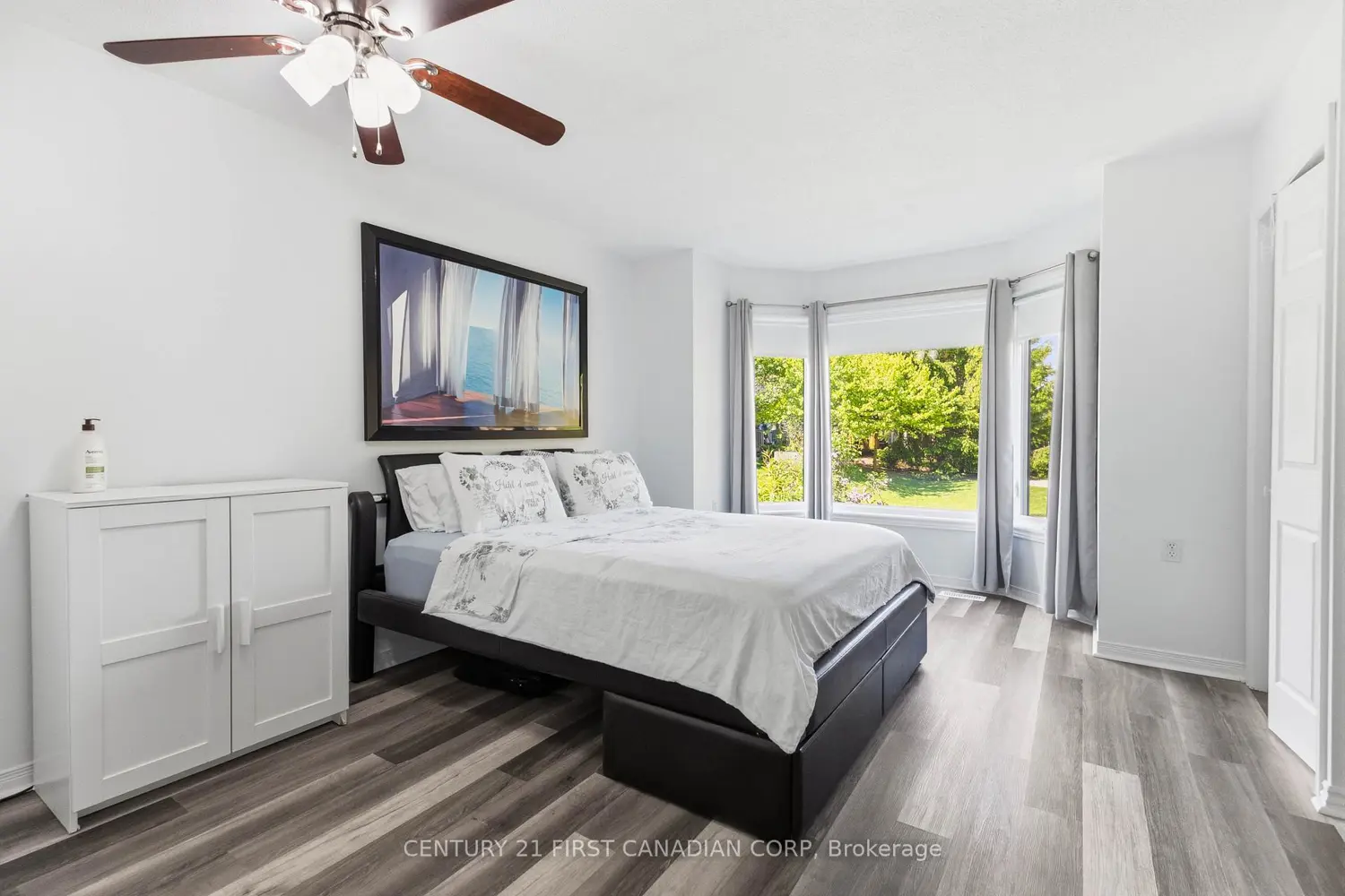 20 Kernohan Parkway 23 photo 4