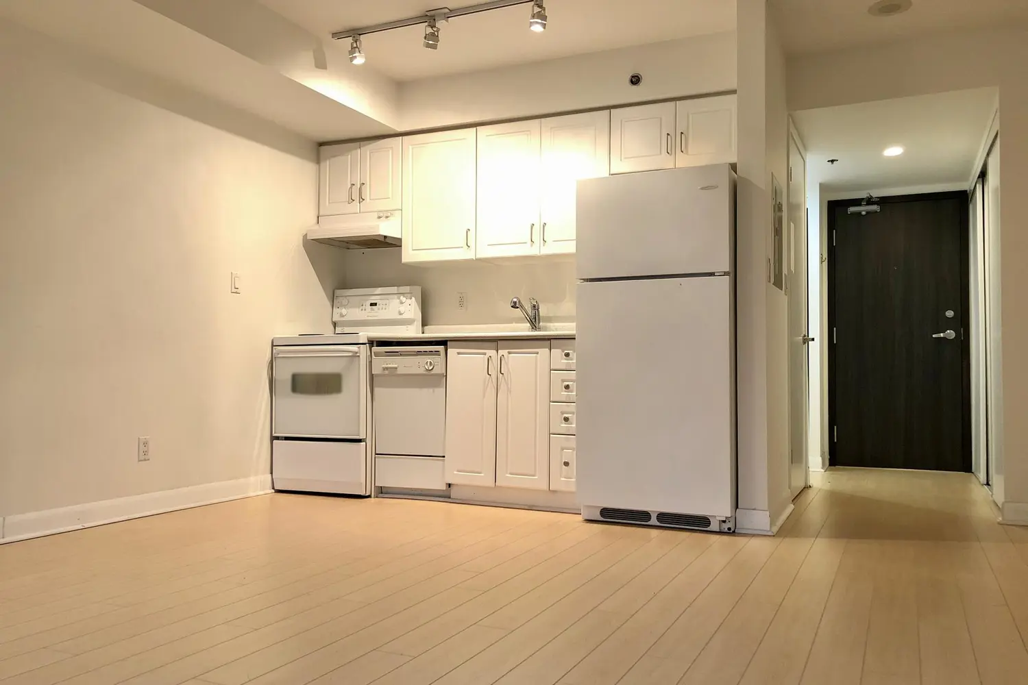 Additional image 9 of 210 Victoria Street 717