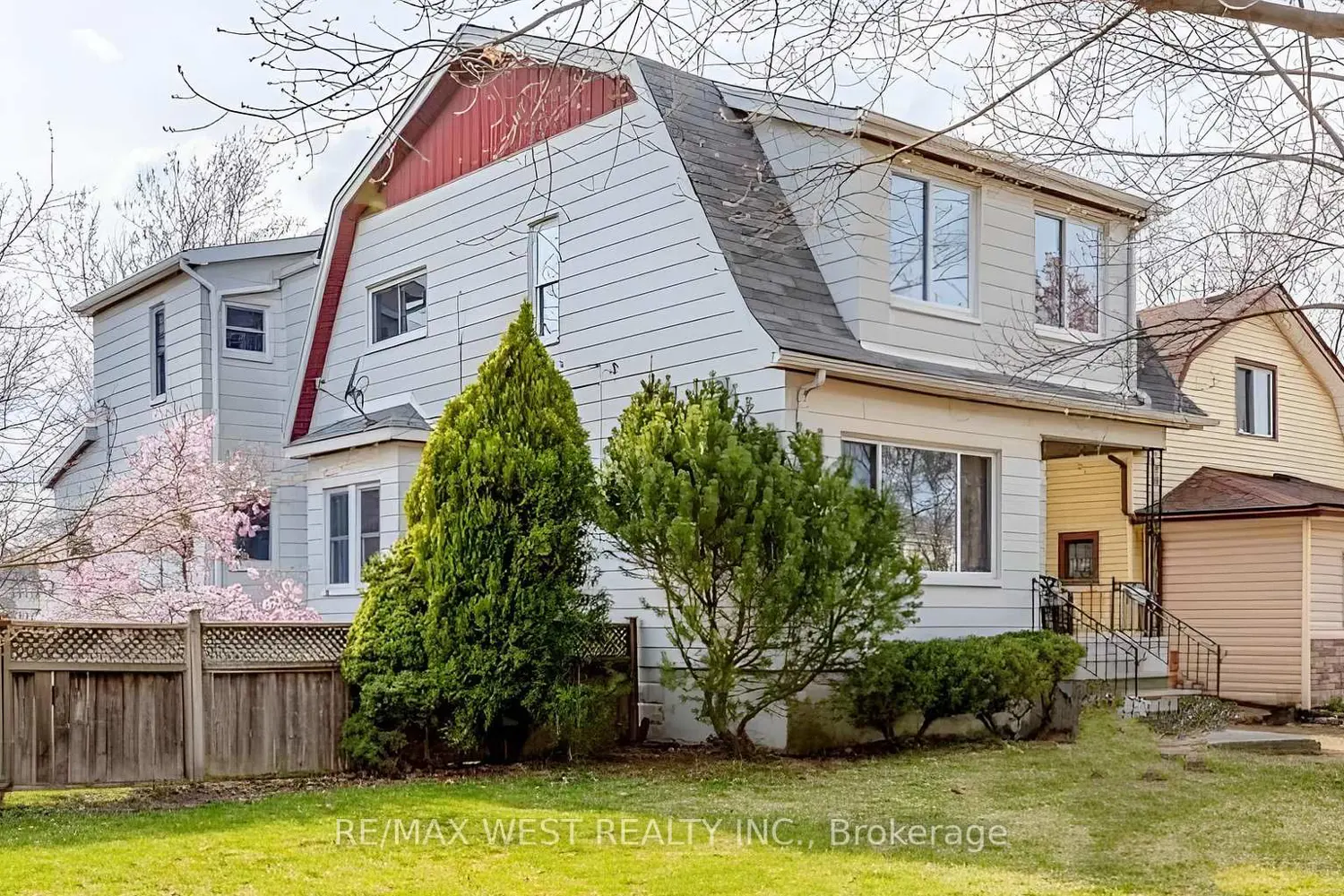 959 Westminster Boulevard photo 3