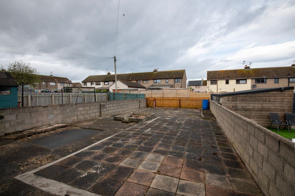 Additional image 3 of 3 bed terraced house for saleInward Road, Buckie AB56