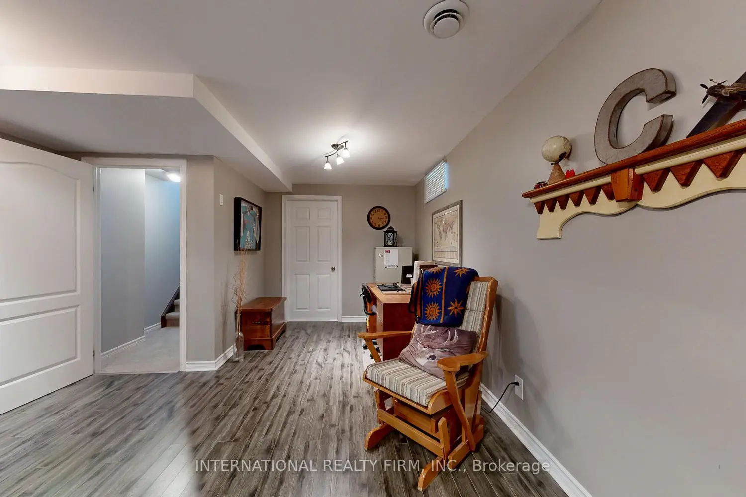 Additional image 16 of 438 Stirling Way