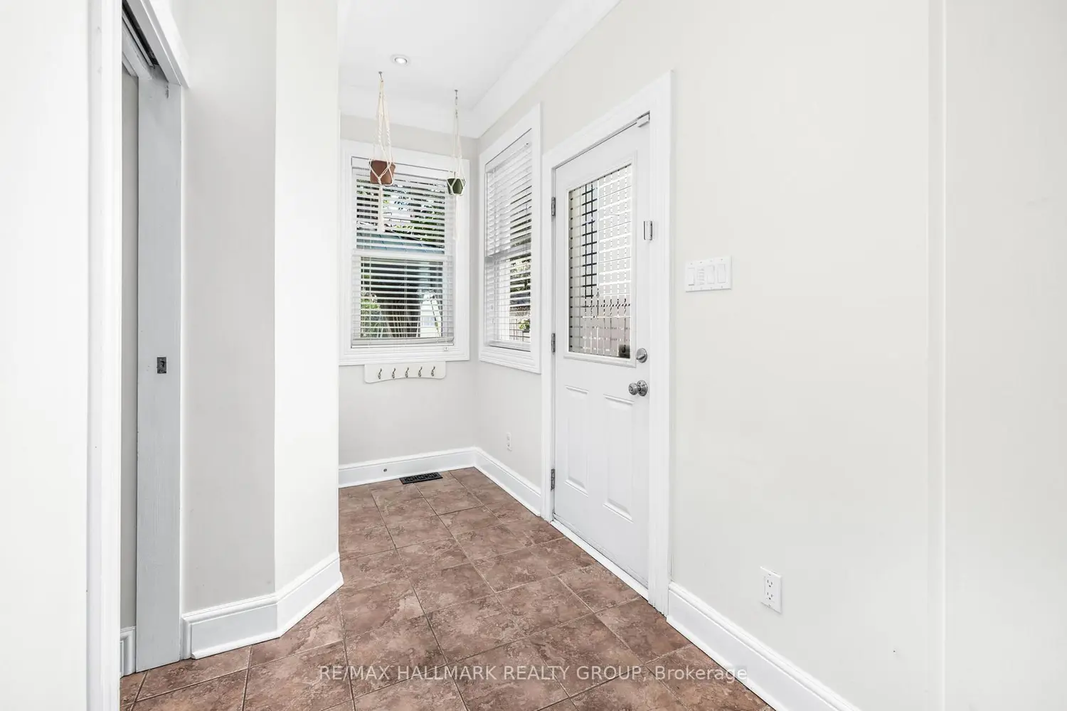Additional image 8 of 93 James Street