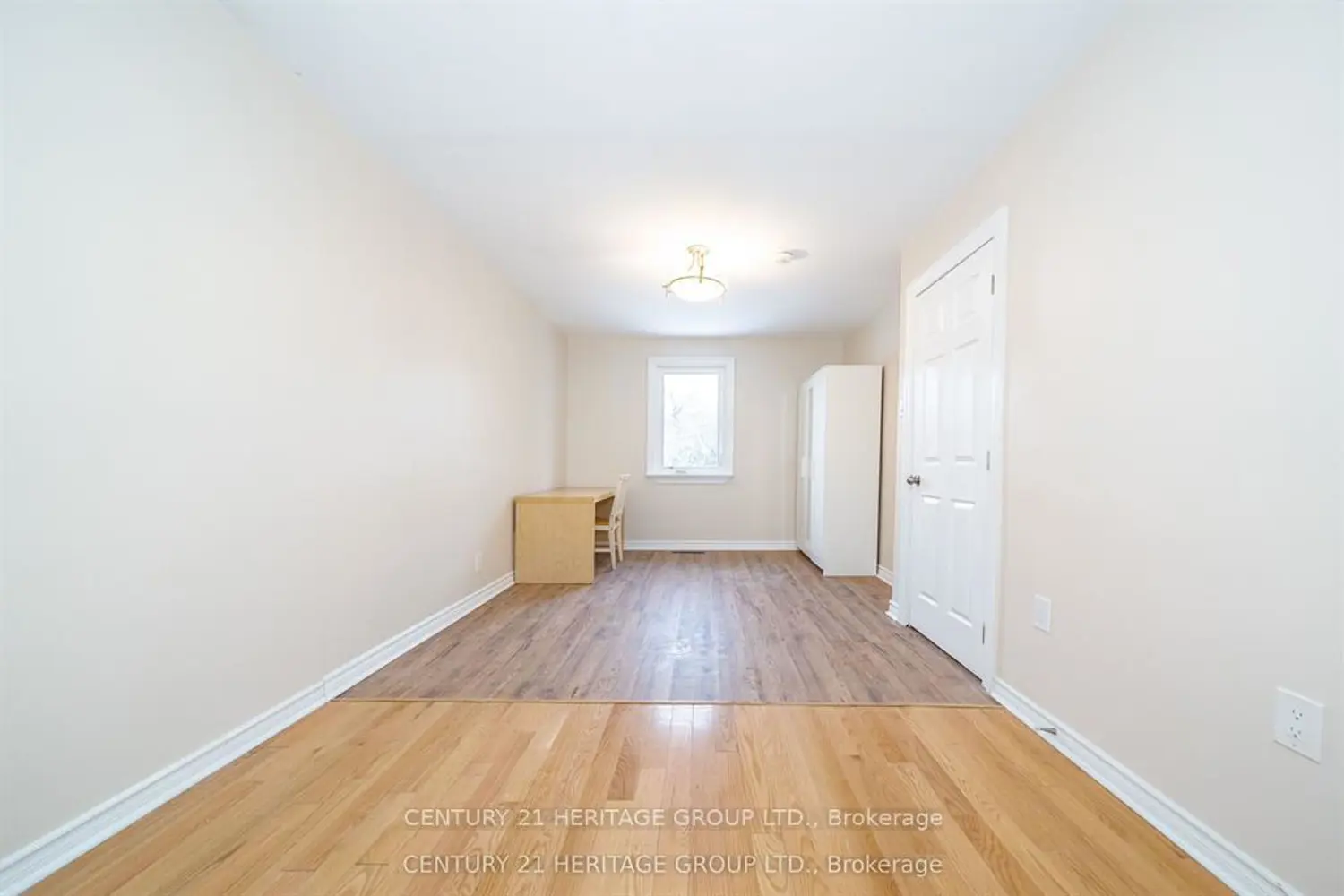 Additional image 7 of 215 Keele Street