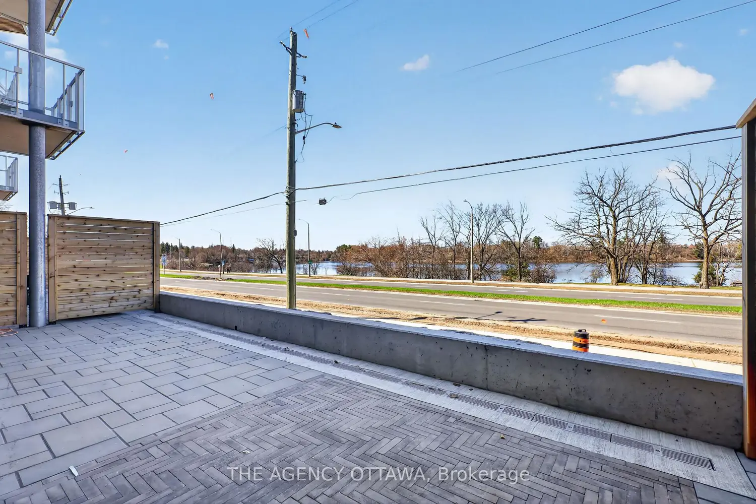 Additional image 20 of 3071 Riverside Drive 103