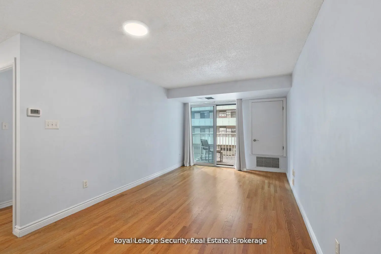 Additional image 11 of 105 Victoria Street 908