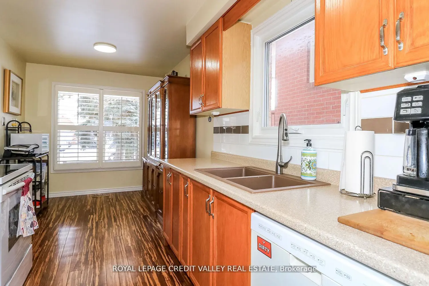 120 Heydon Avenue photo 2