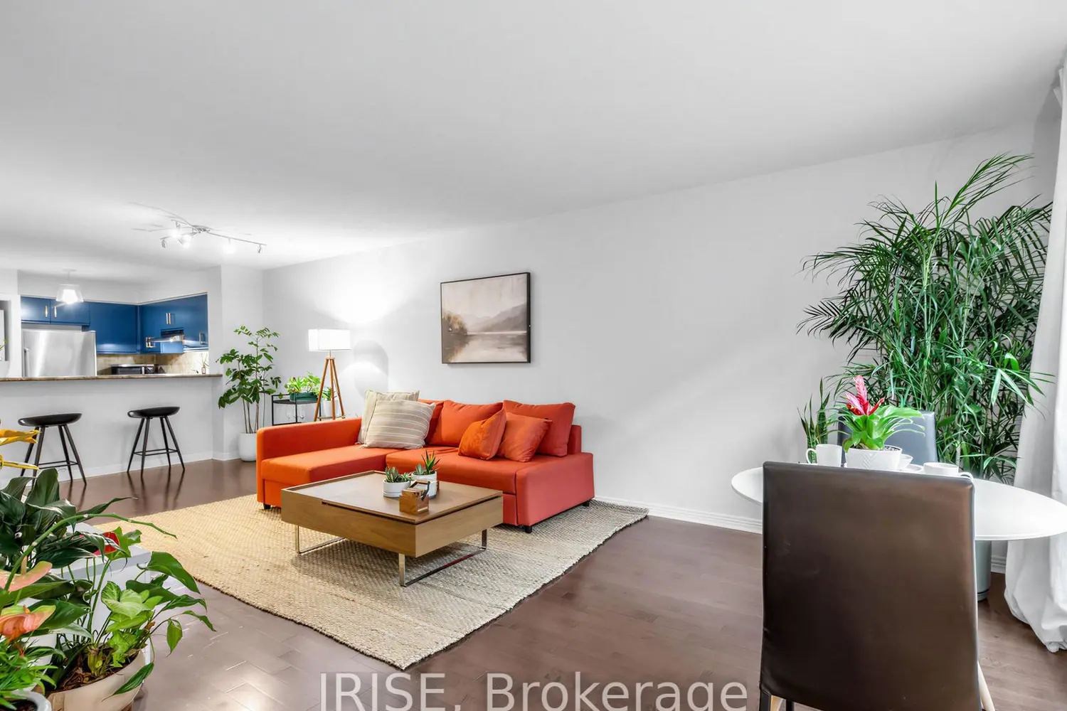 Additional image 2 of 942 Yonge Street 224