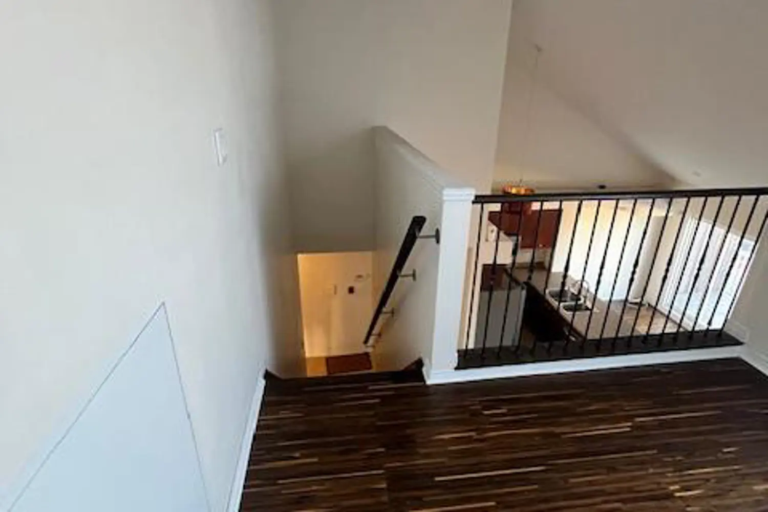 Additional image 6 of 647 C Warden Avenue 11