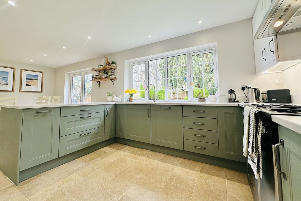 Additional image 17 of 4 bed detached house for saleBelvedere Close, Fleet, Hampshire GU51