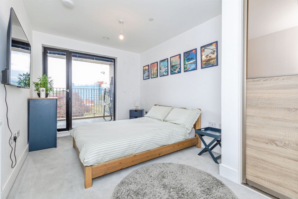 Additional image 4 of 1 bed flat for saleWhiffens Avenue, Chatham ME4