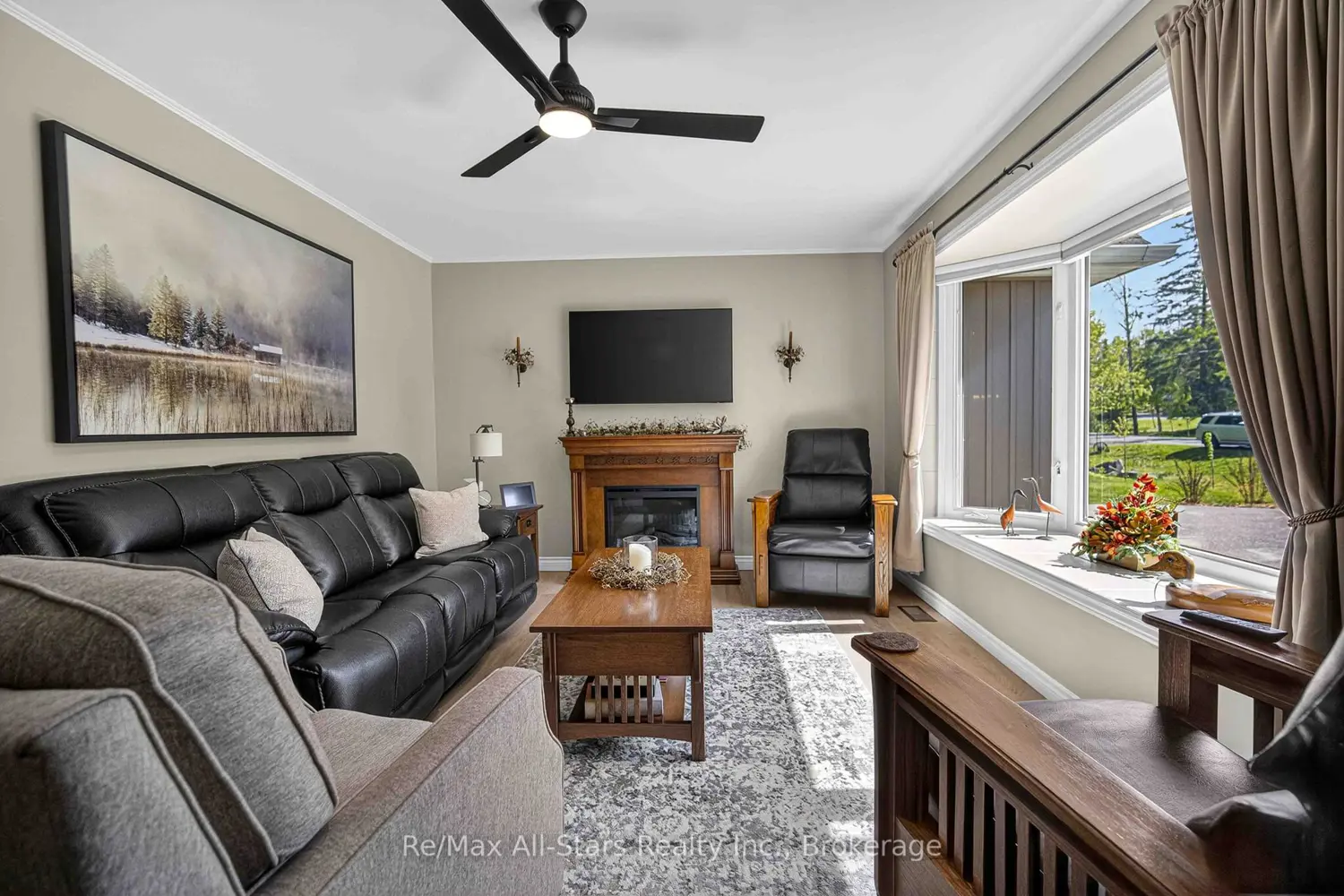 113 Pirates Glen Drive photo 4