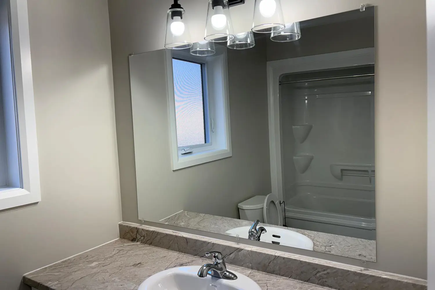 812 Windermere Drive photo 2