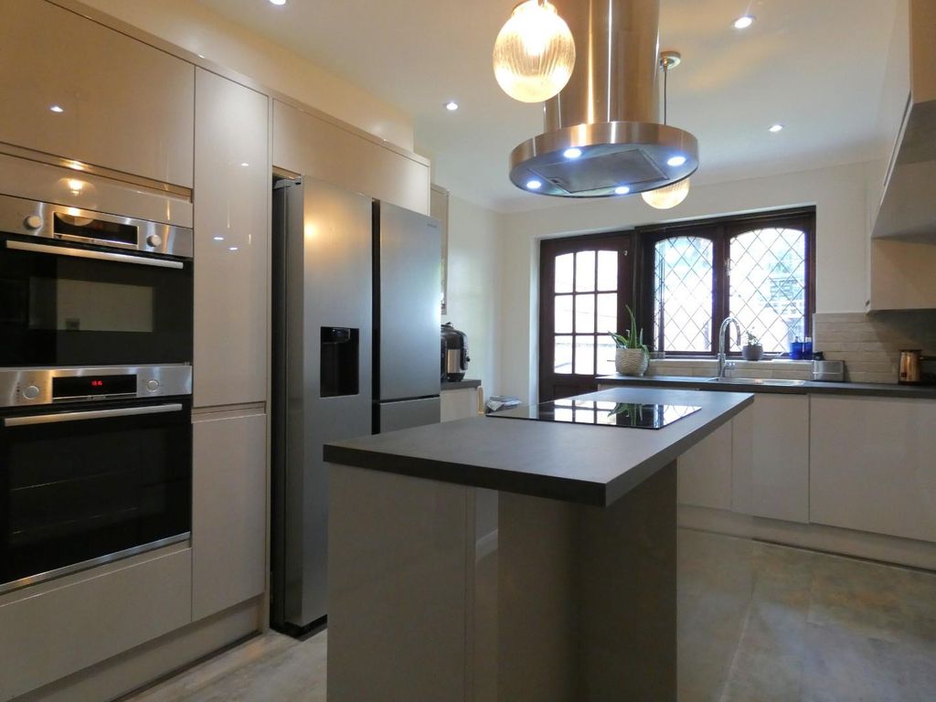 Additional image 4 of 3 bed detached house for saleThe Avenue, Gravesend DA11
