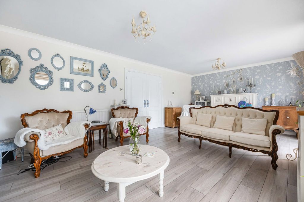 Additional image 8 of 4 bed detached house for saleWilles Close, Faringdon, Oxfordshire SN7