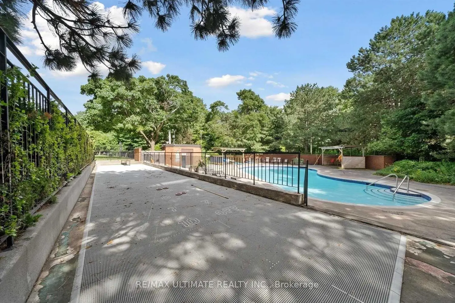 Additional image 14 of 121 Ling Road 1106