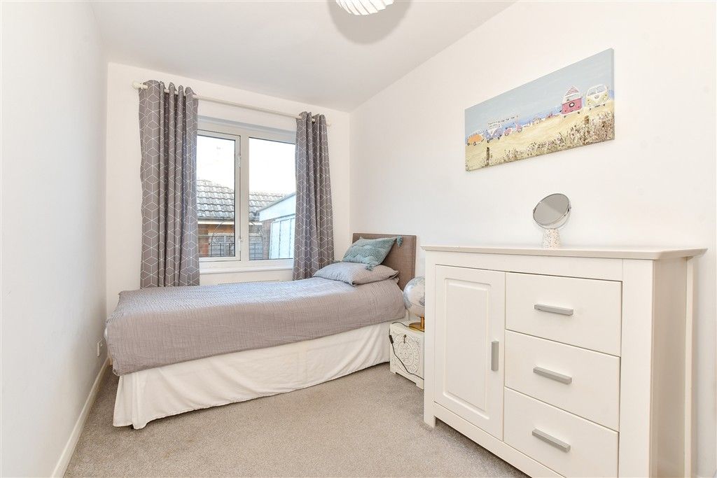Additional image 13 of 4 bed chalet for saleVictoria Road, Freshwater, Isle Of Wight PO40
