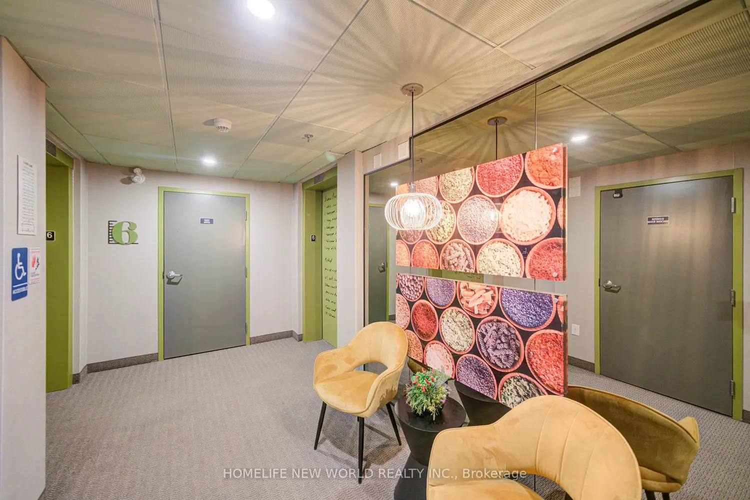 Additional image 3 of 5 Chef Lane 603