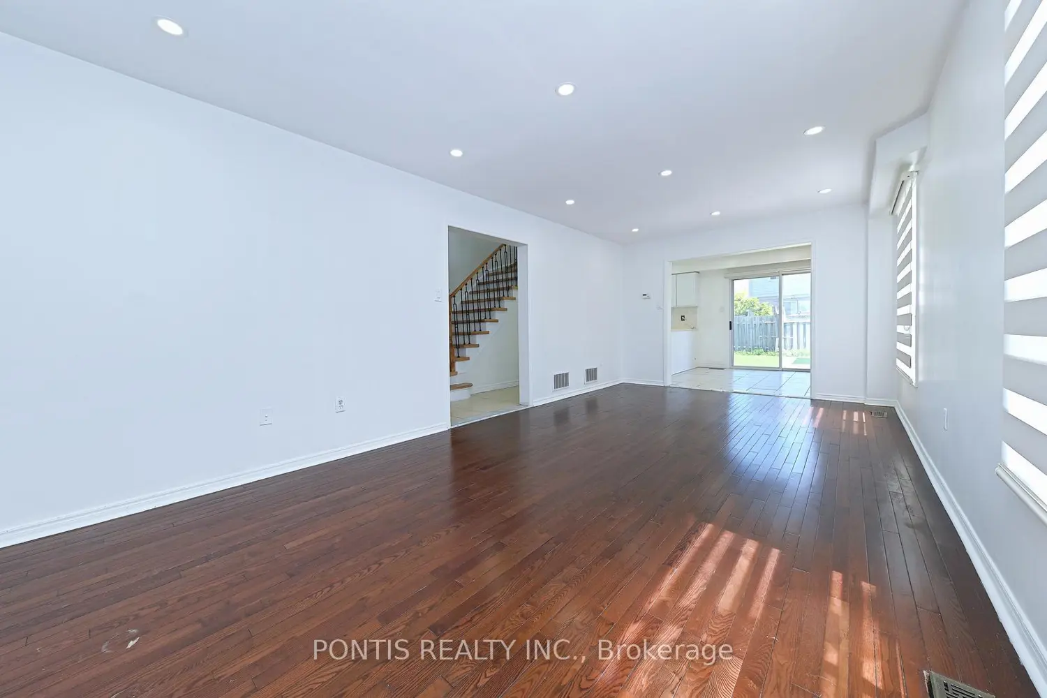 198 Moffatt Avenue photo 3