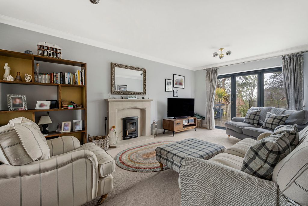 Additional image 9 of 5 bed detached house for saleNursery View, Faringdon, Oxfordshire SN7