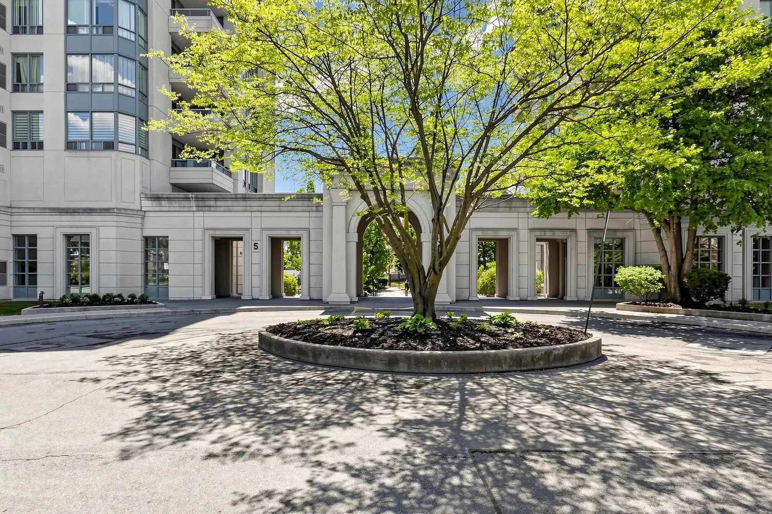 5 Emerald Lane 310 photo 3