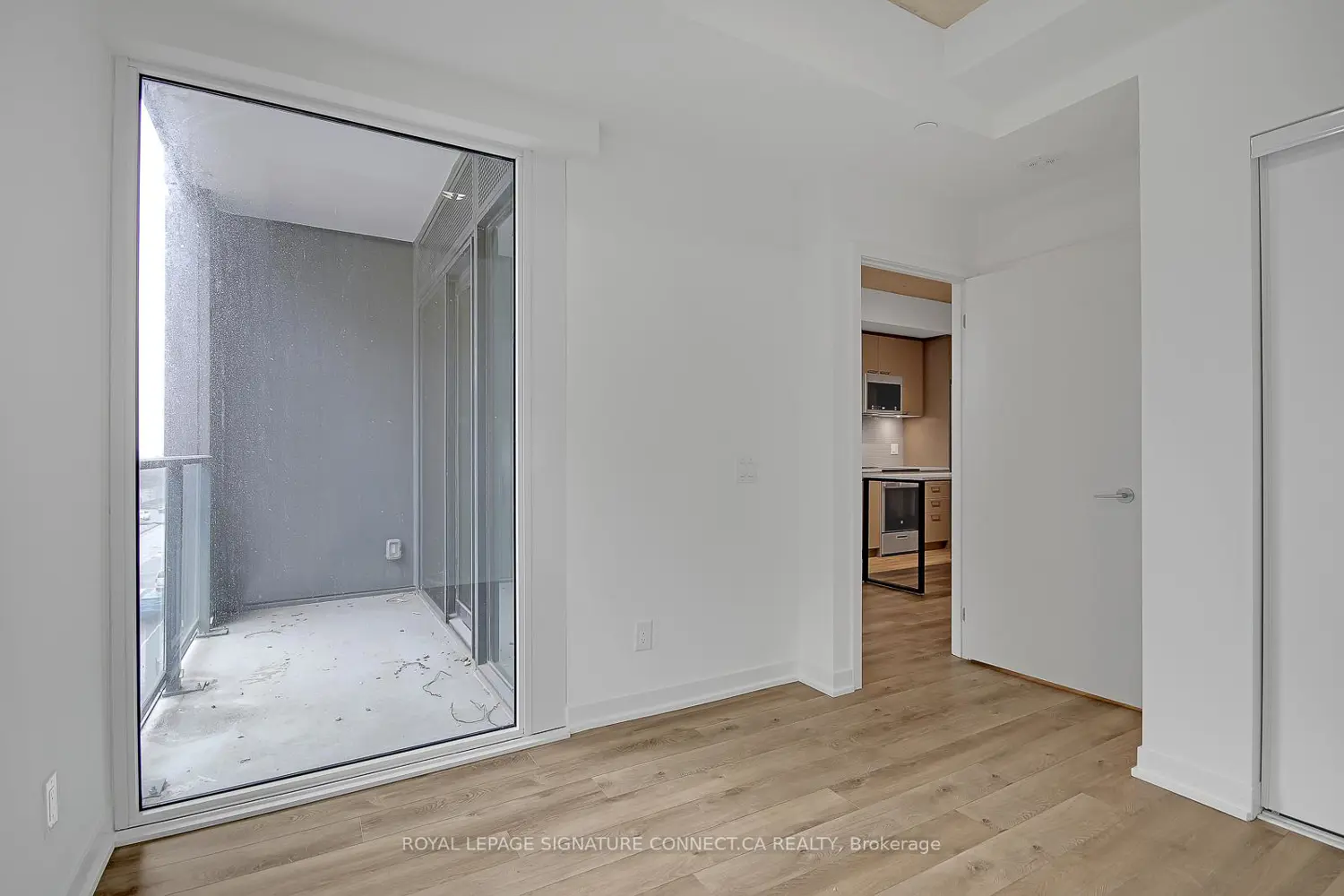 Additional image 12 of 1808 St Clair Avenue 410