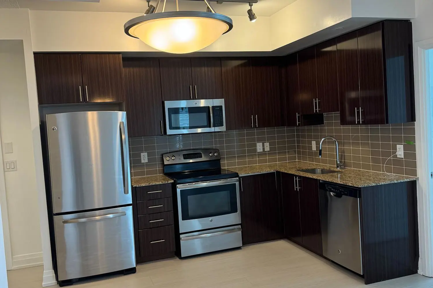 Additional image 4 of 7167 Yonge Street Ph1-106