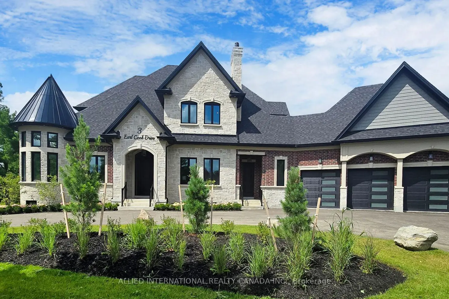 3 Earl Cook Drive photo 2