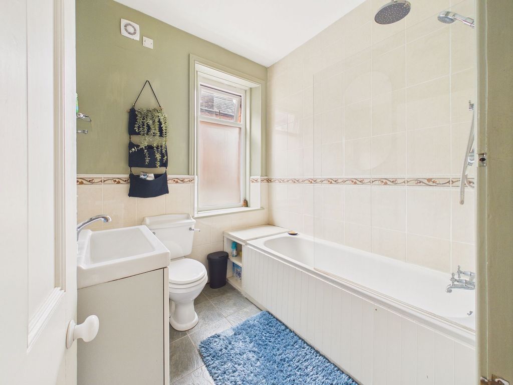 Additional image 13 of 5 bed terraced house for saleSaltwell View, Gateshead NE8