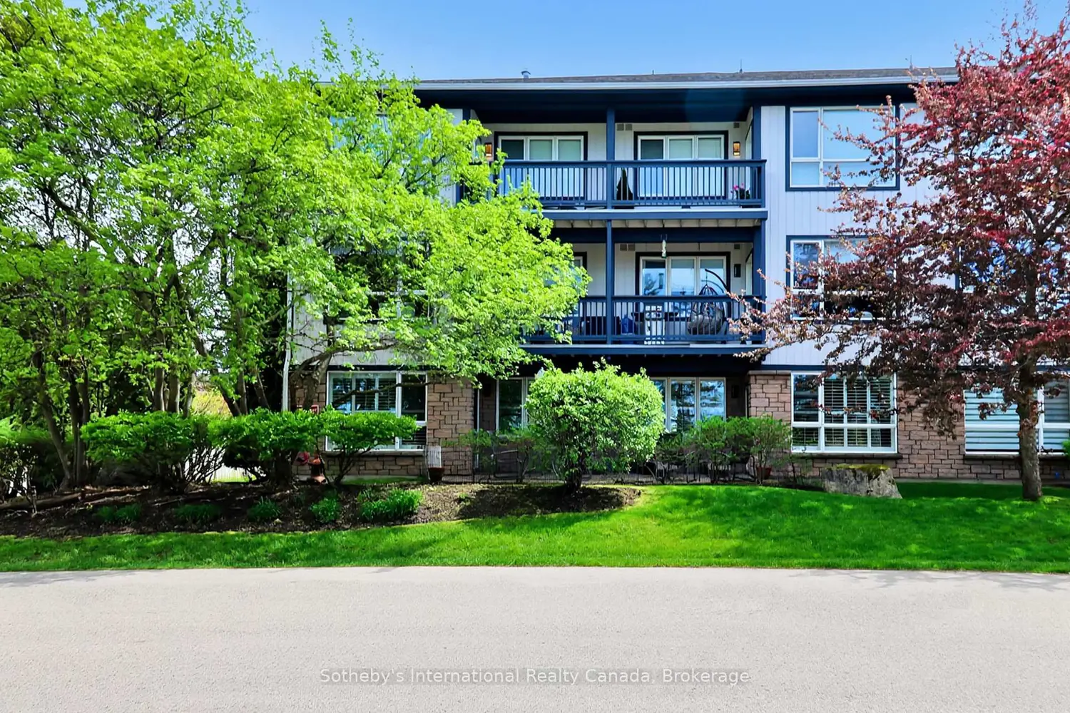 750 Johnston Park Avenue 3003 photo 2