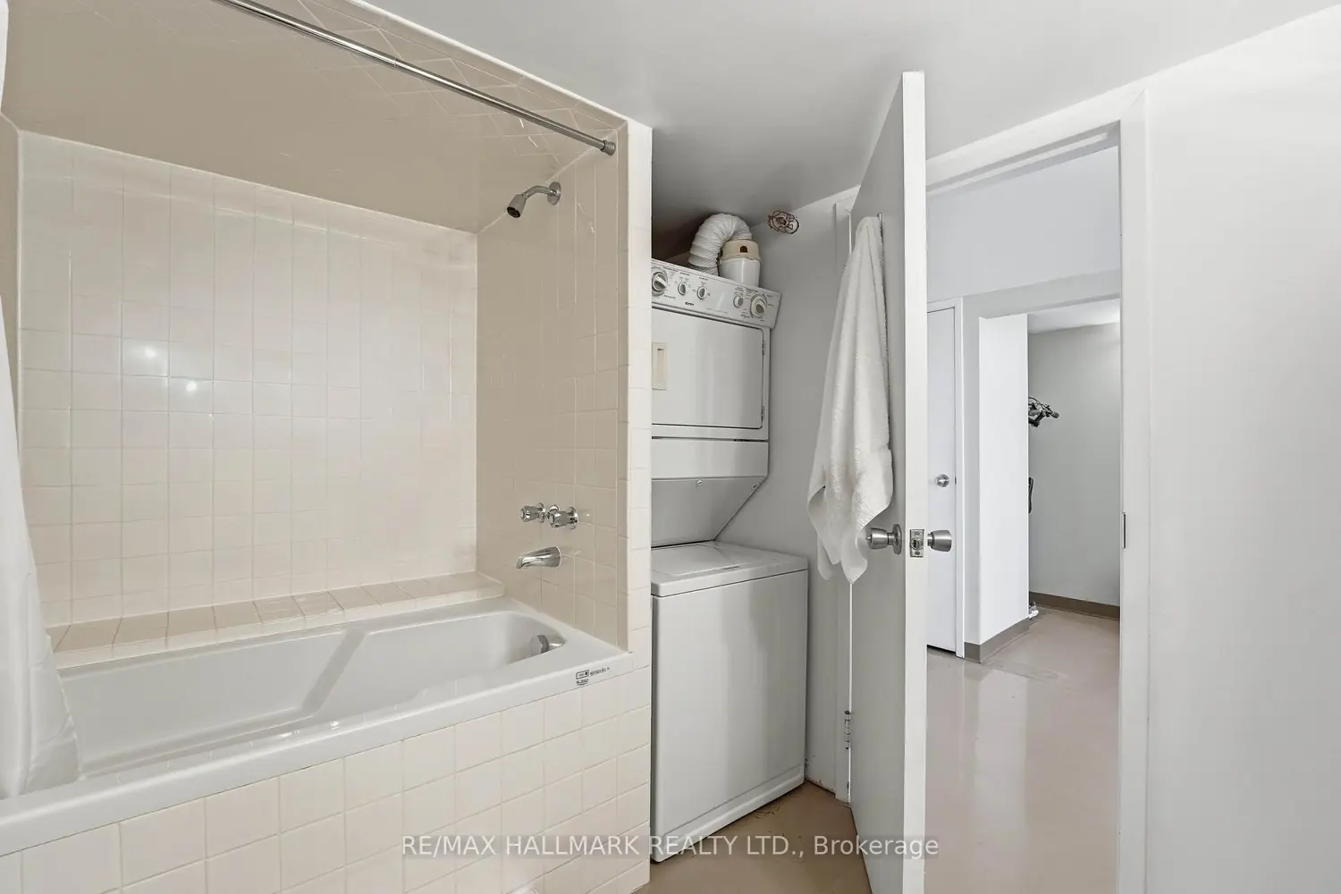 Additional image 12 of 245 Carlaw Avenue 203