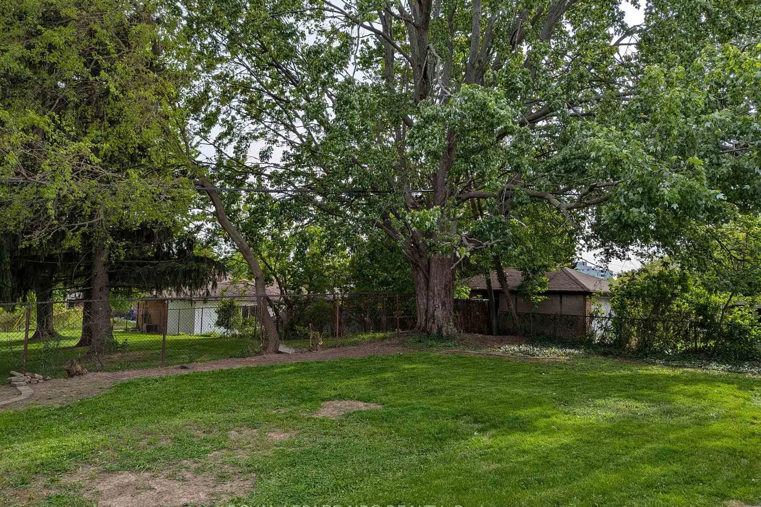 Additional image 10 of 6094 Stevens Street