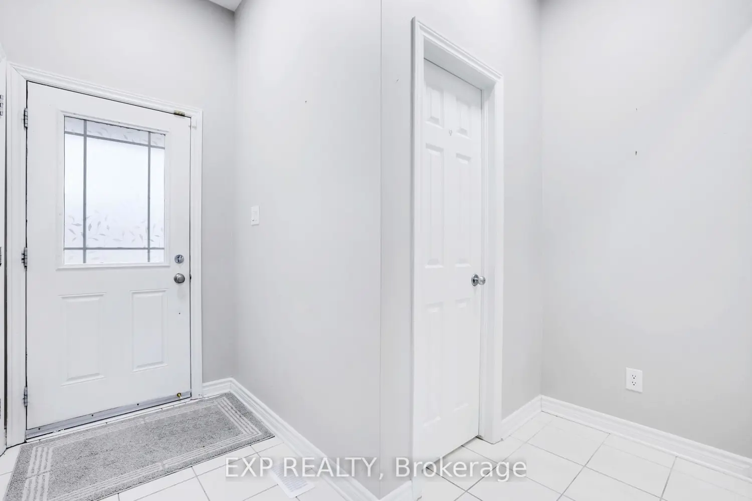 352 Forestbrook Street photo 3
