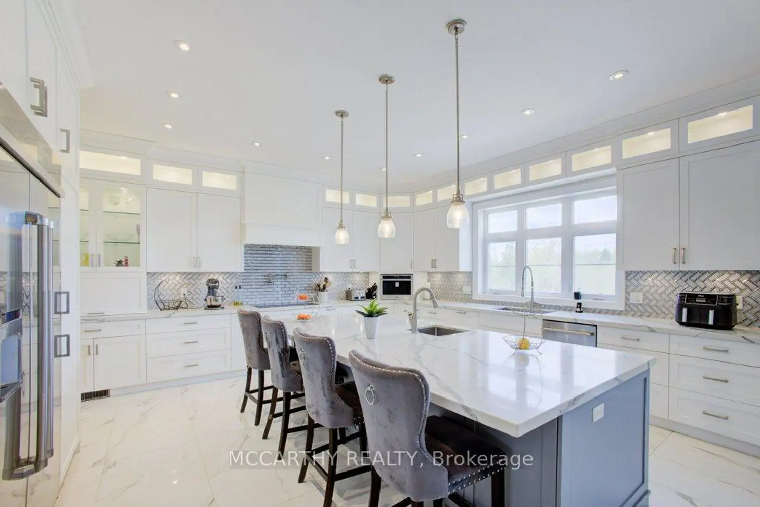 Additional image 5 of 120 Highpoint Crescent