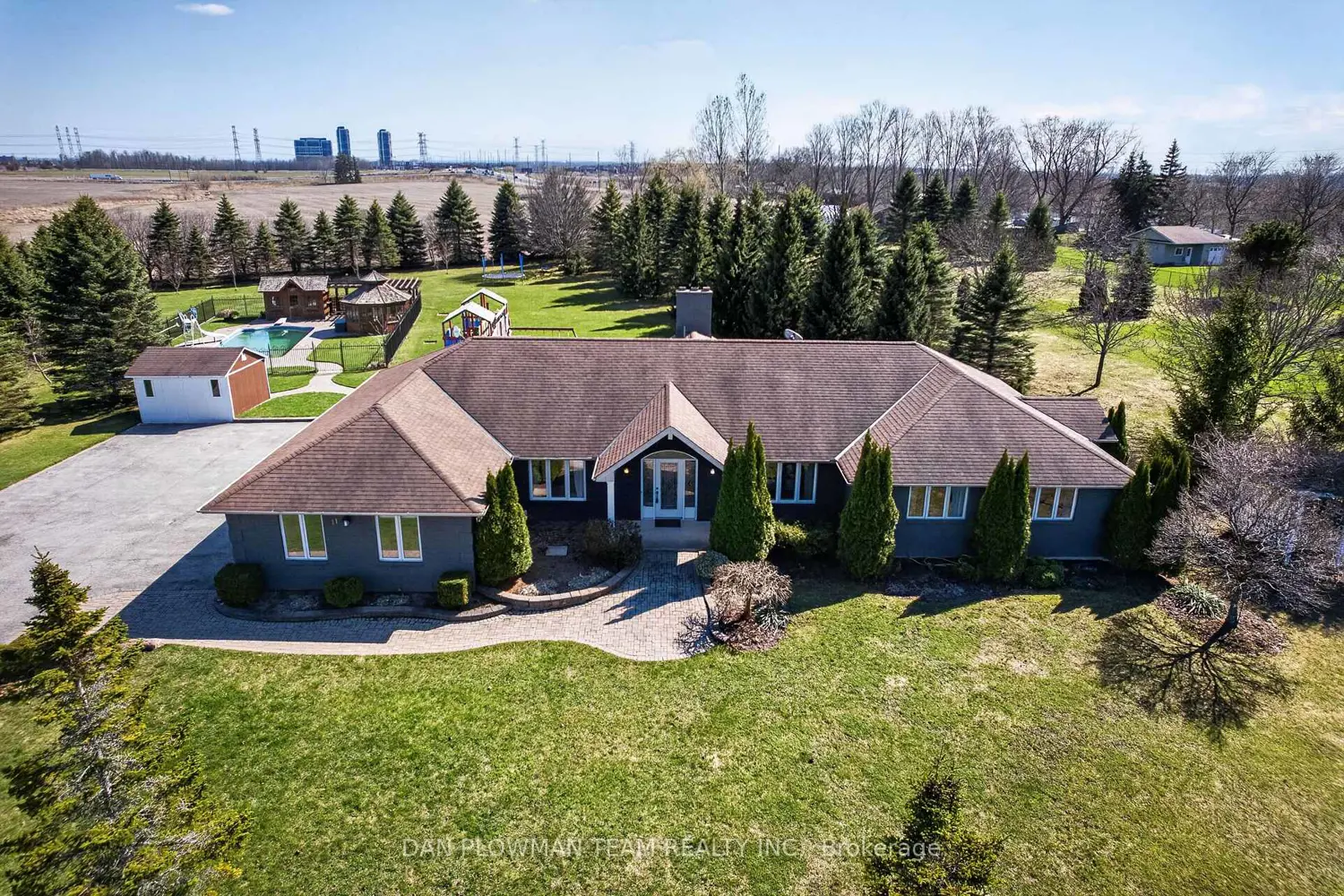 11 Steepleview Court