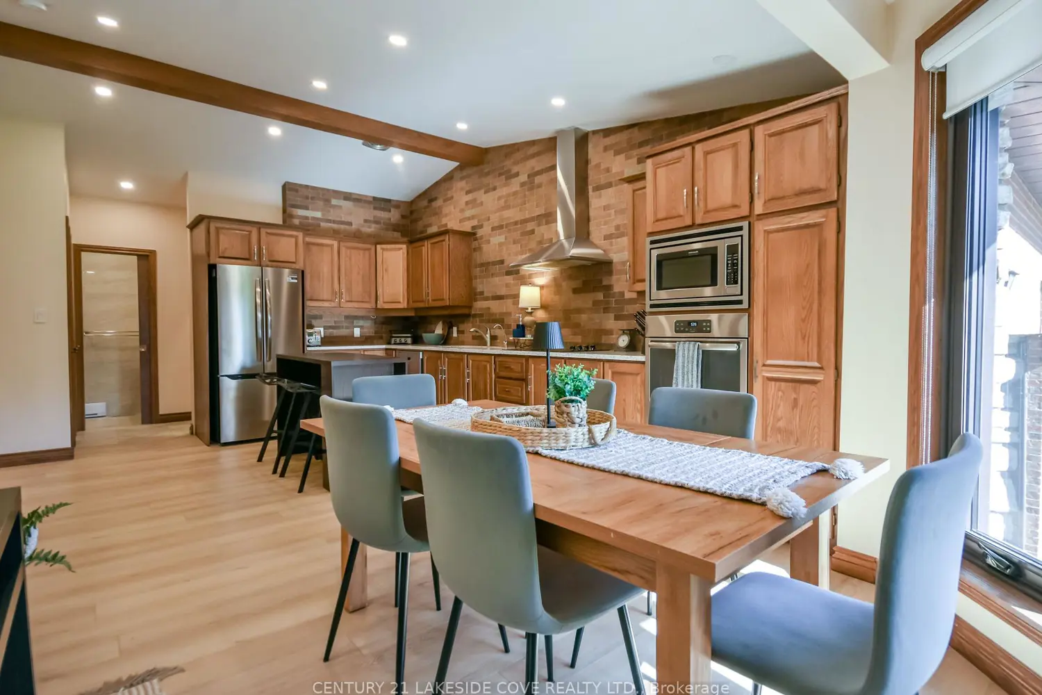 16 Thicketwood Place photo 2