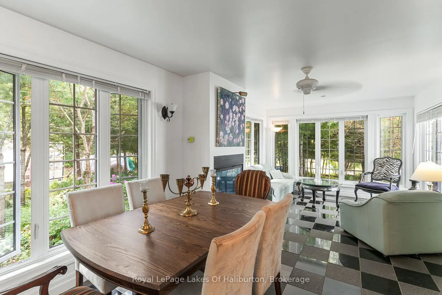 1049 Ninatigo Lane photo 4