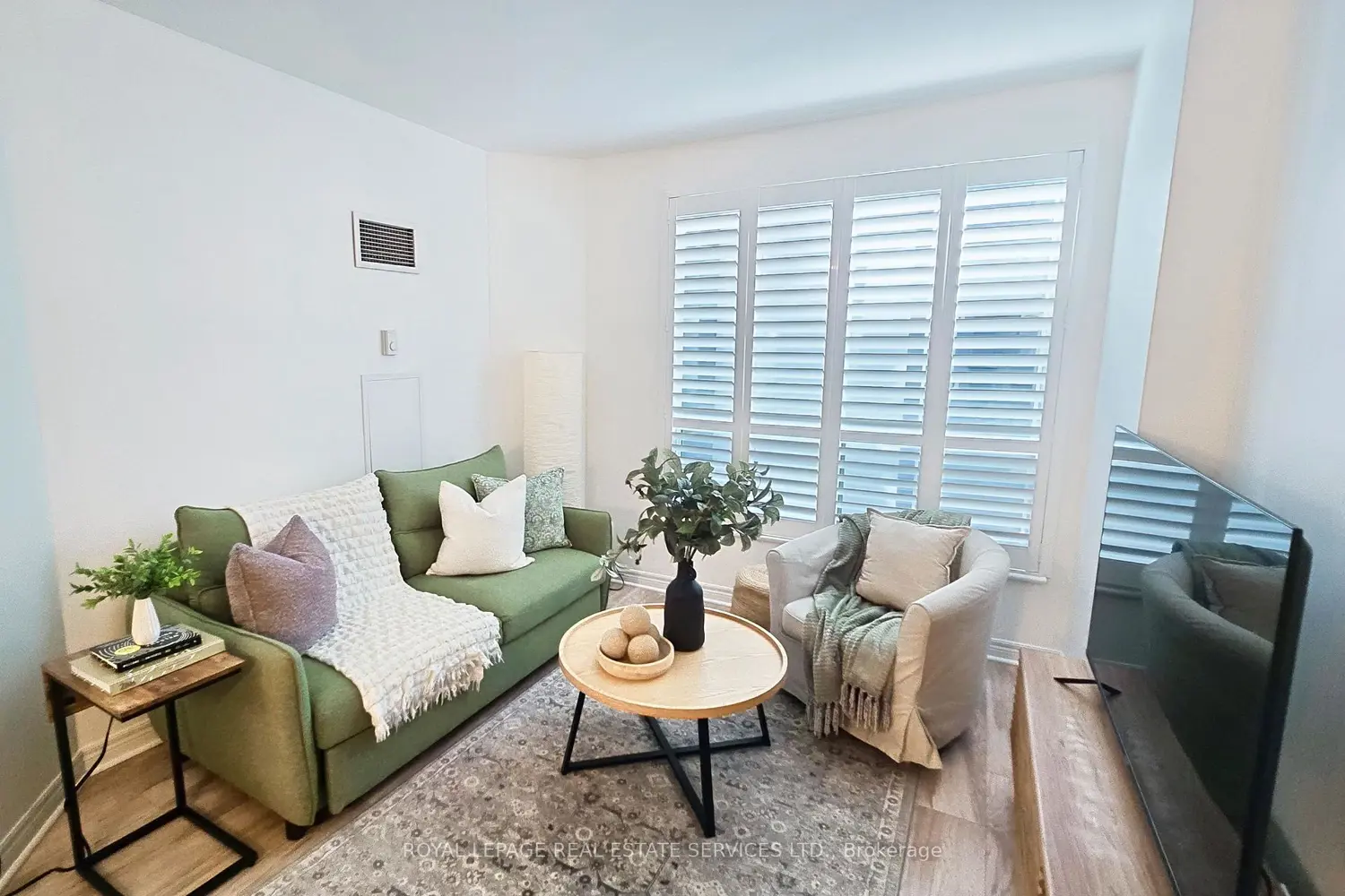 55 Bloor Street 802