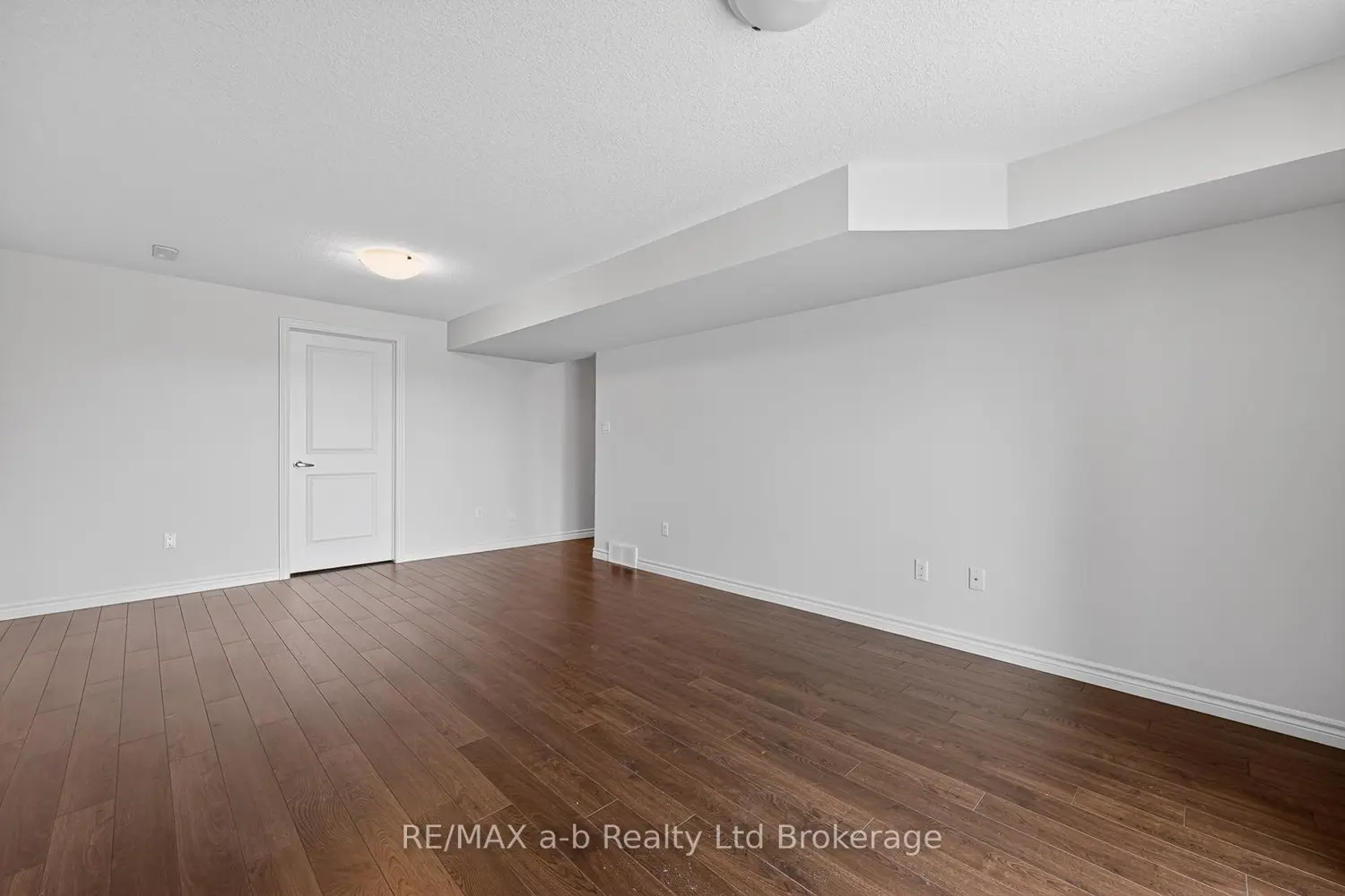 Additional image 19 of 111 King Street East, Unit 14 Street