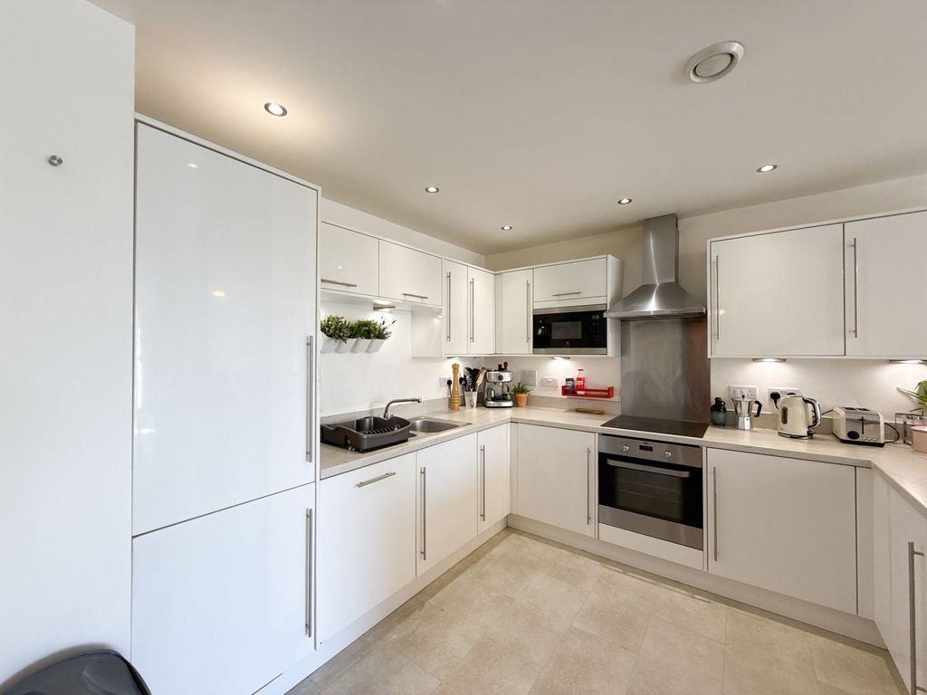 Additional image 3 of 2 bed flat for saleWorsdell Drive, Gateshead NE8