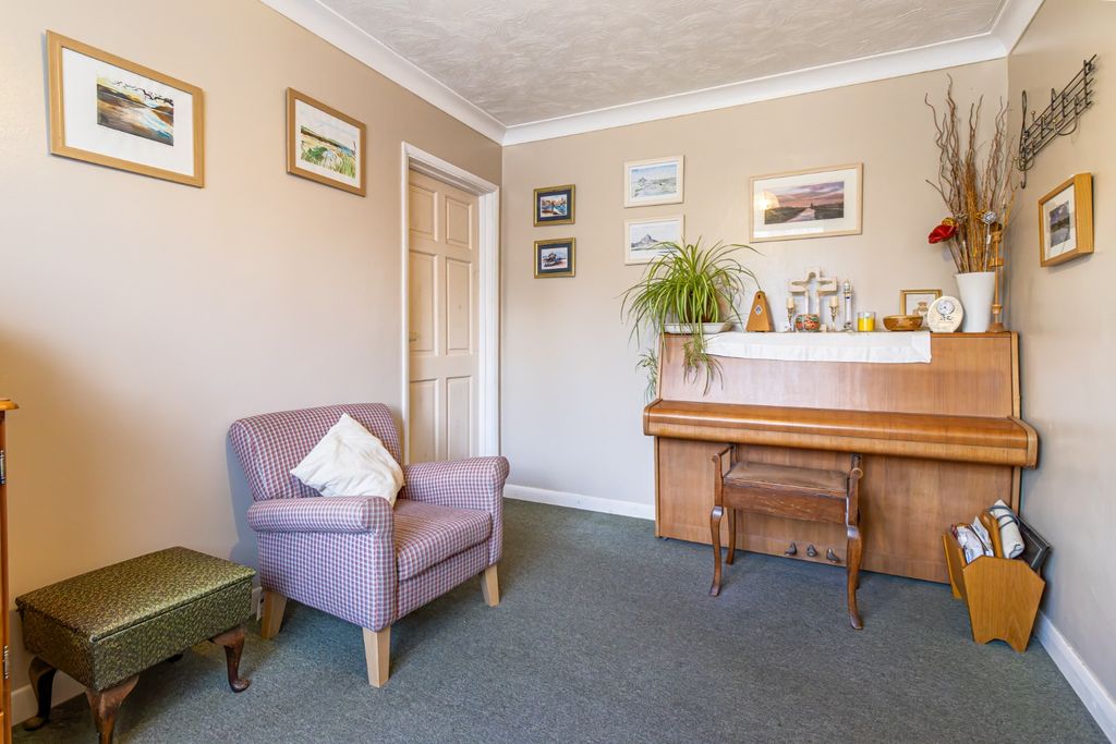 Additional image 15 of 4 bed detached bungalow for saleQueens Road, Fakenham NR21