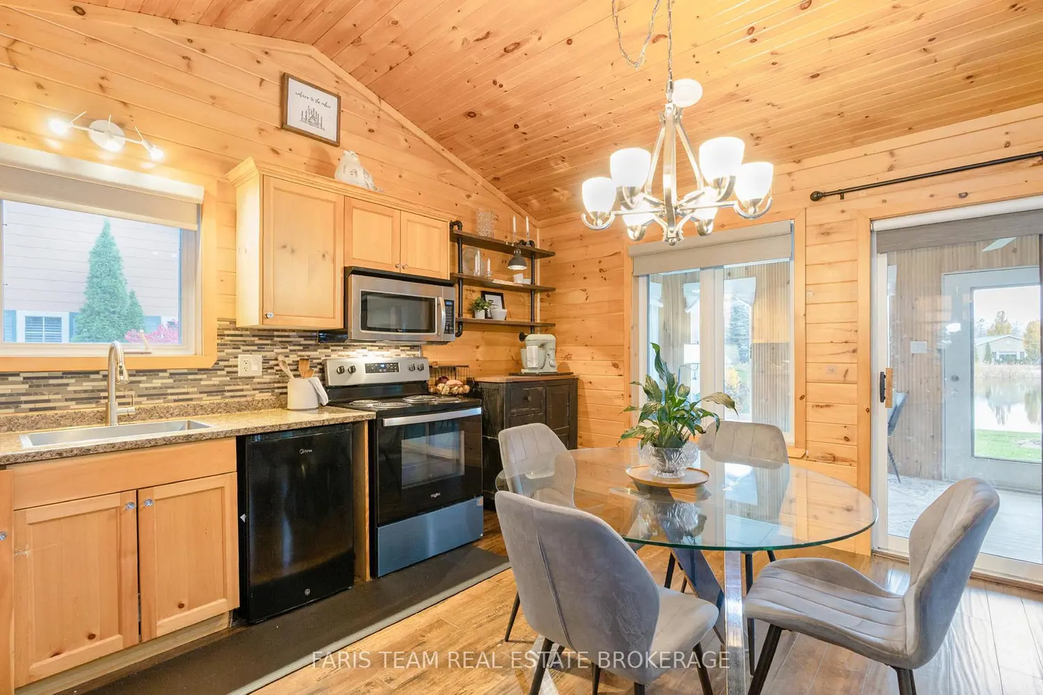 Additional image 8 of 12 Cabin Crescent