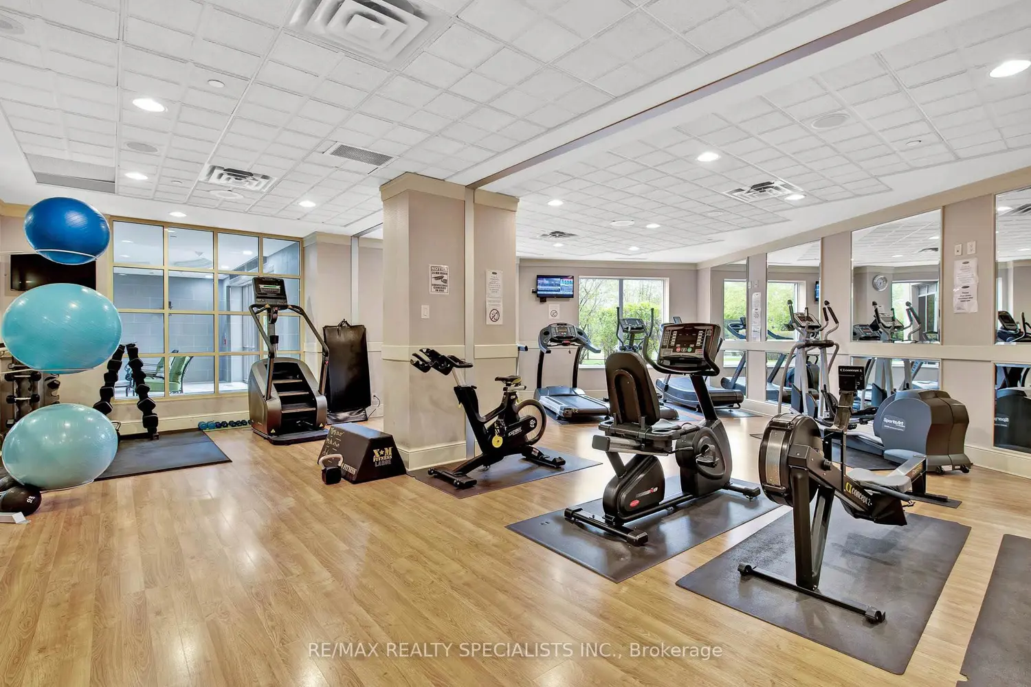 Additional image 18 of 710 Humberwood Boulevard 1404