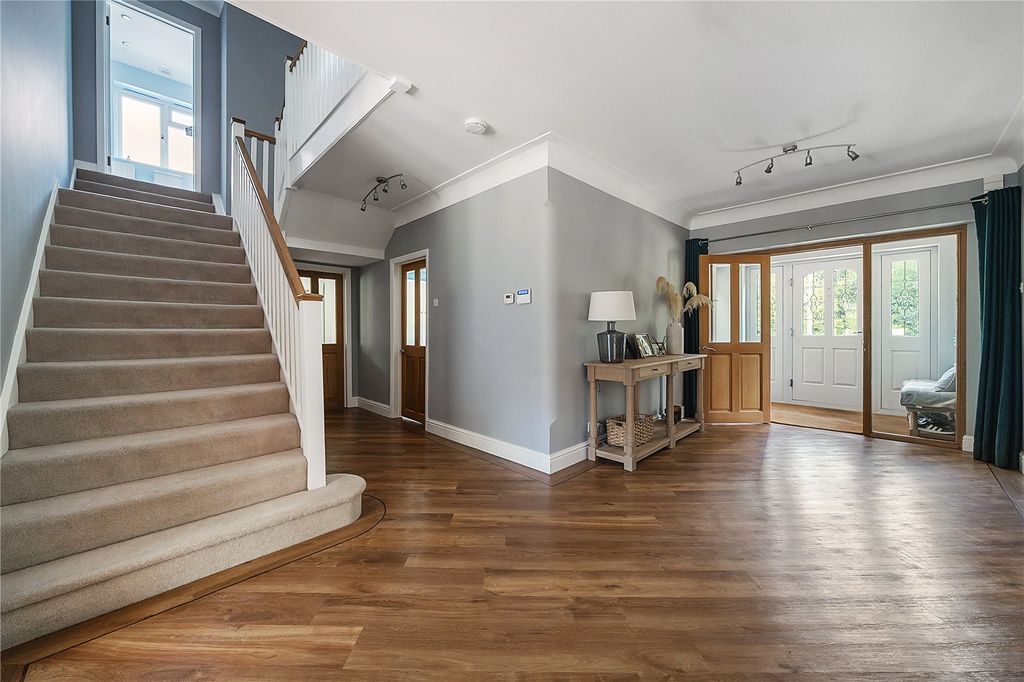 Additional image 18 of 6 bed detached house for saleGables Road, Church Crookham, Fleet, Hampshire GU52