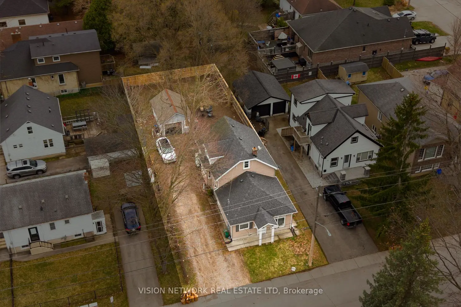 208 Cambridge Street photo 2