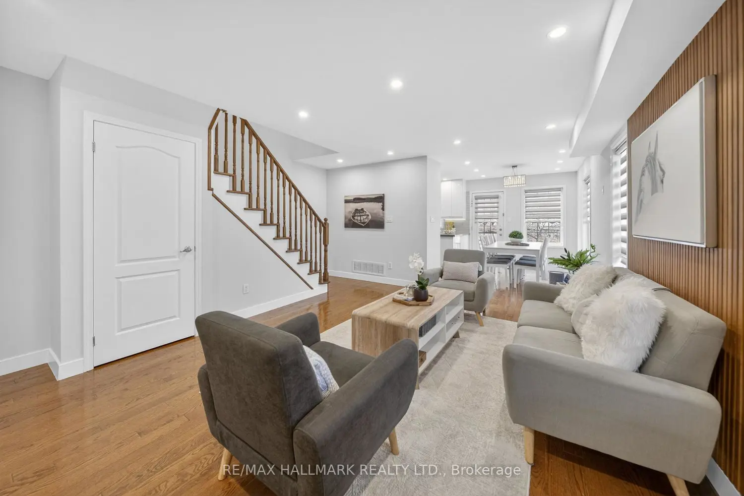 64 Coranto Way photo 5