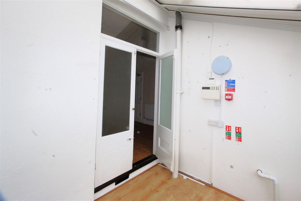 Additional image 6 of 3 bed semi-detached house for saleStuart Road, Gillingham ME7
