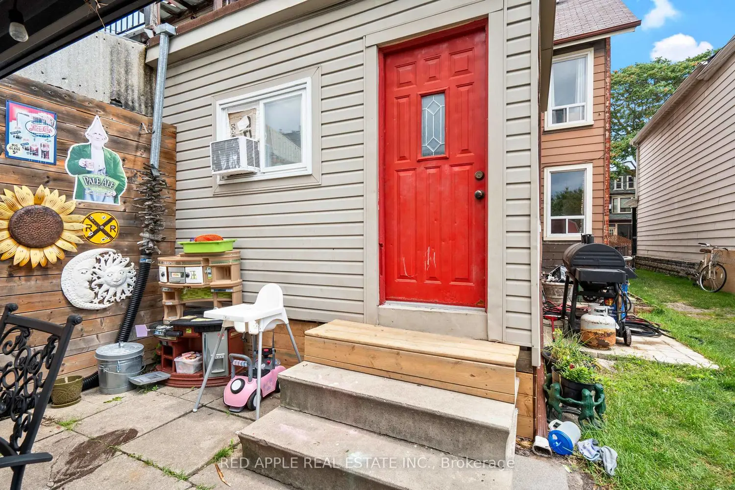 Additional image 19 of 546 Dufferin Street