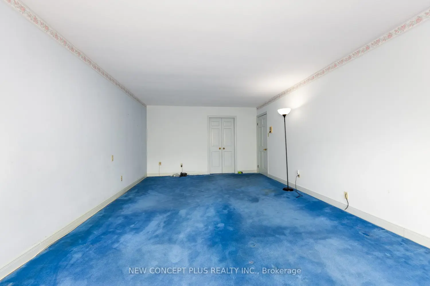 Additional image 11 of 92 Charlton Boulevard