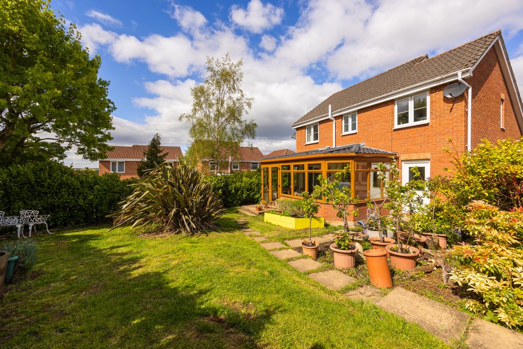 Additional image 20 of 4 bed villa for sale6 Parrot Lane, Gorebridge EH23